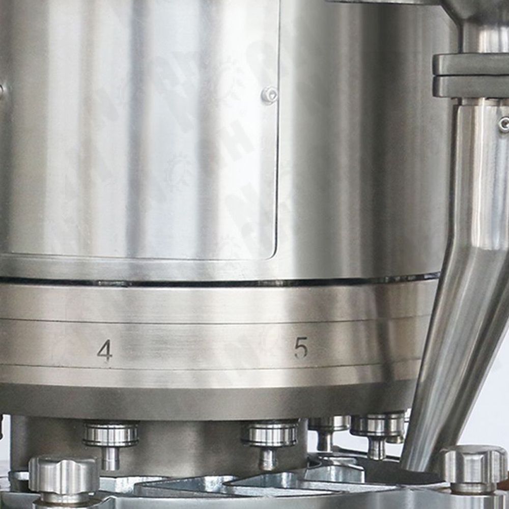 Double rotary tablet press machine