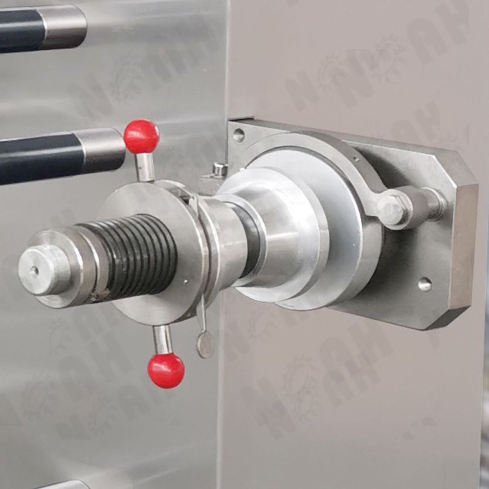 Tablet, foil packaging machineTablet, foil packaging machine